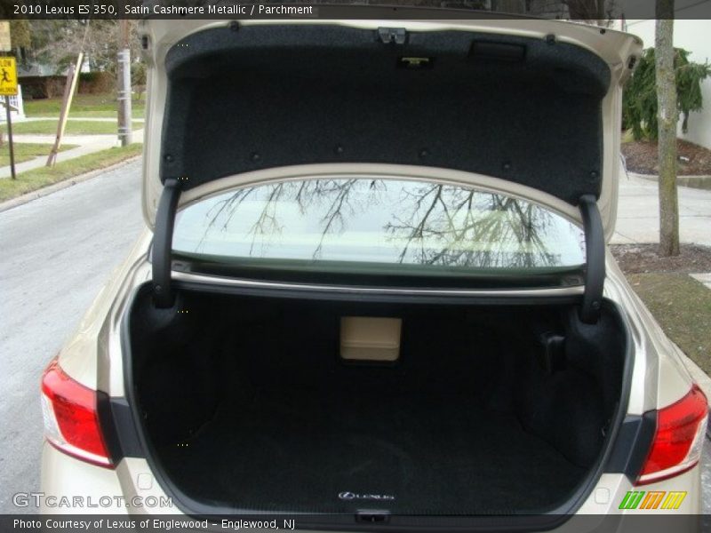 Satin Cashmere Metallic / Parchment 2010 Lexus ES 350