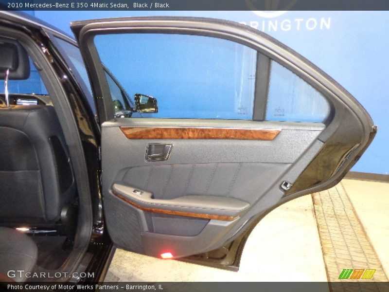 Black / Black 2010 Mercedes-Benz E 350 4Matic Sedan