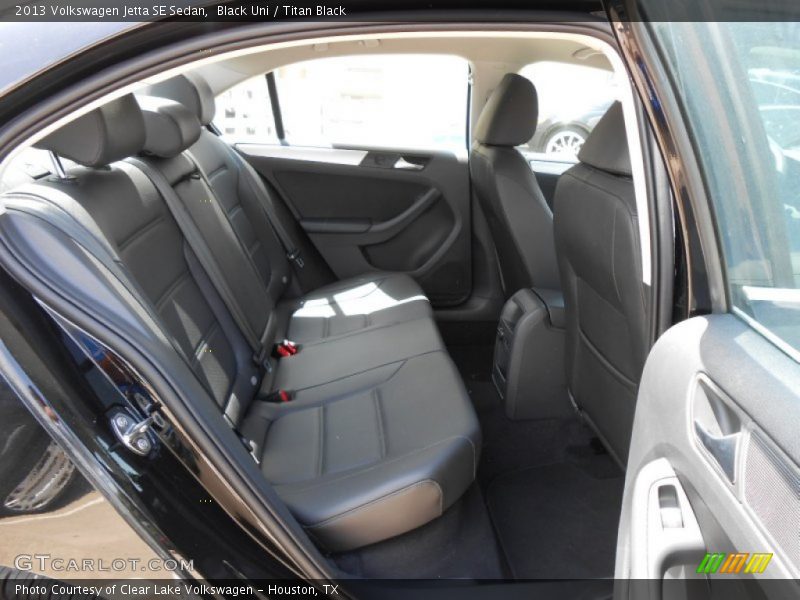 Black Uni / Titan Black 2013 Volkswagen Jetta SE Sedan
