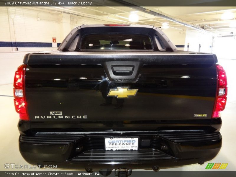 Black / Ebony 2009 Chevrolet Avalanche LTZ 4x4