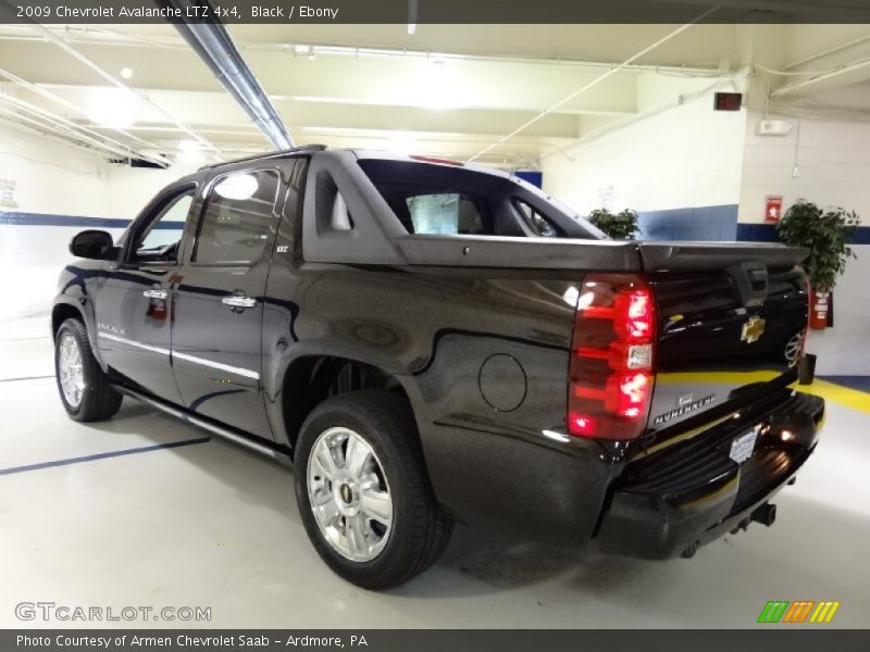 Black / Ebony 2009 Chevrolet Avalanche LTZ 4x4