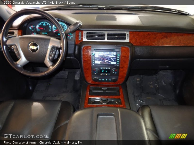 Black / Ebony 2009 Chevrolet Avalanche LTZ 4x4