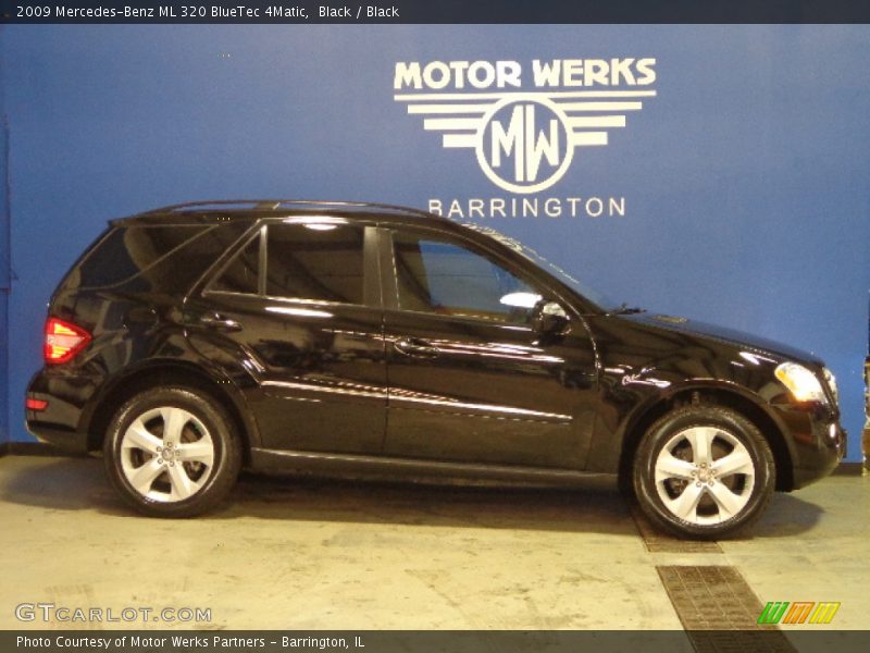 Black / Black 2009 Mercedes-Benz ML 320 BlueTec 4Matic