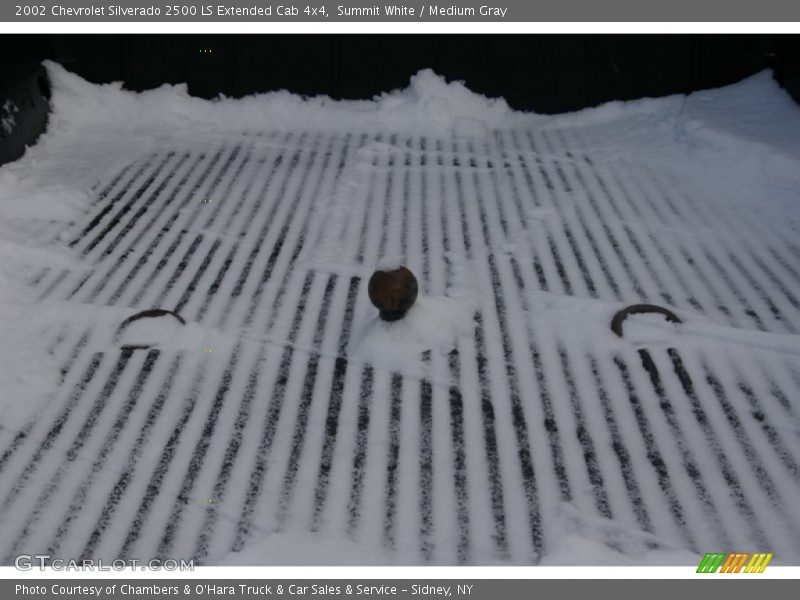 Summit White / Medium Gray 2002 Chevrolet Silverado 2500 LS Extended Cab 4x4