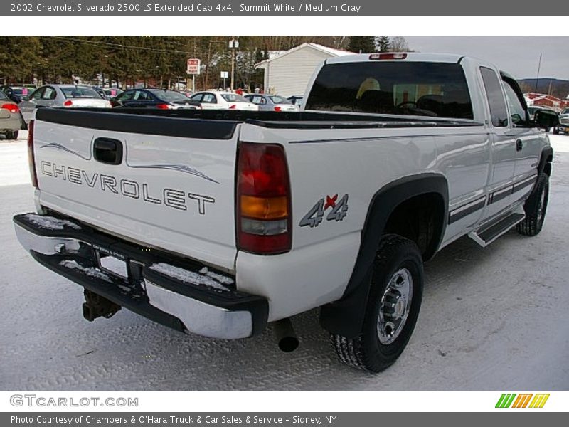 Summit White / Medium Gray 2002 Chevrolet Silverado 2500 LS Extended Cab 4x4