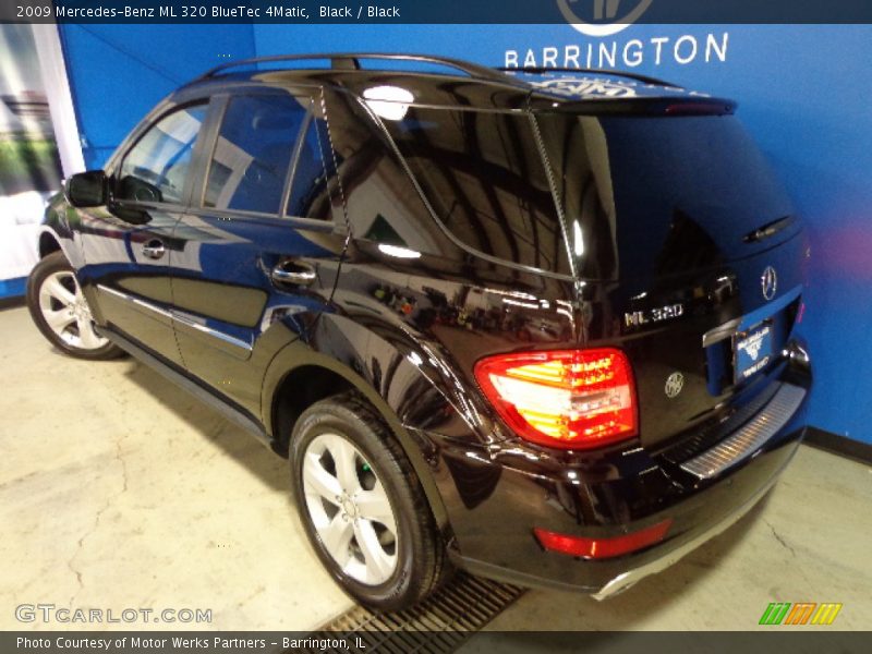 Black / Black 2009 Mercedes-Benz ML 320 BlueTec 4Matic