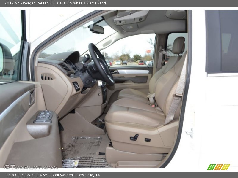 Calla Lily White / Sierra Sand 2012 Volkswagen Routan SE