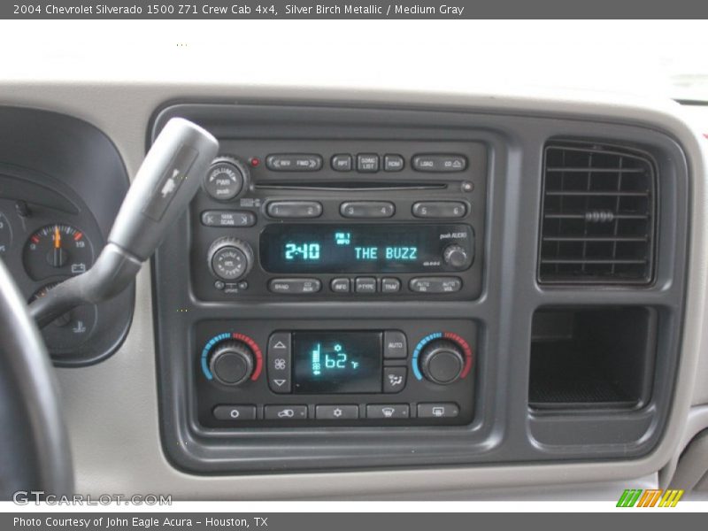Silver Birch Metallic / Medium Gray 2004 Chevrolet Silverado 1500 Z71 Crew Cab 4x4