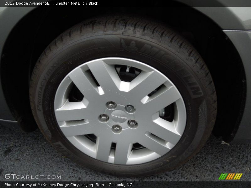 Tungsten Metallic / Black 2013 Dodge Avenger SE