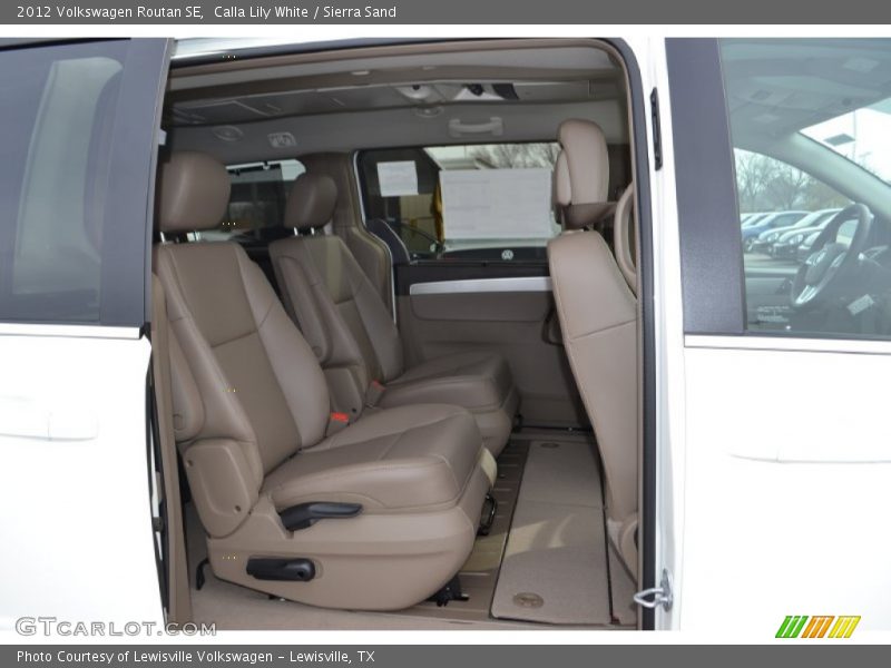 Calla Lily White / Sierra Sand 2012 Volkswagen Routan SE