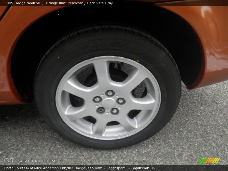  2005 Neon SXT Wheel