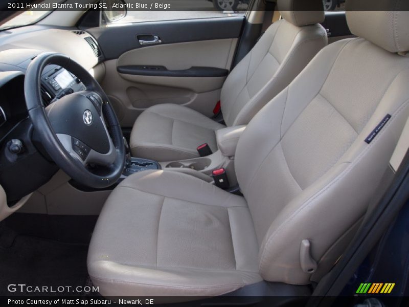 Front Seat of 2011 Elantra Touring SE