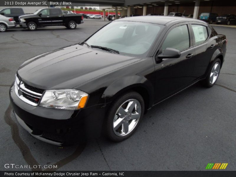 Black / Black 2013 Dodge Avenger SE