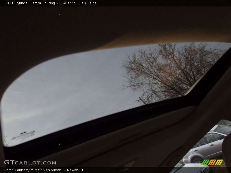 Atlantic Blue / Beige 2011 Hyundai Elantra Touring SE