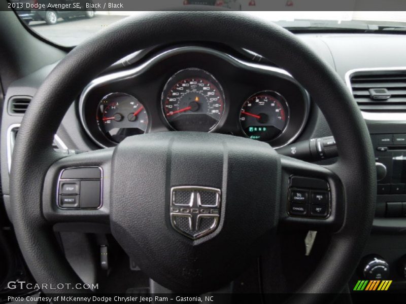 Black / Black 2013 Dodge Avenger SE