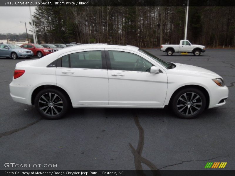  2013 200 S Sedan Bright White