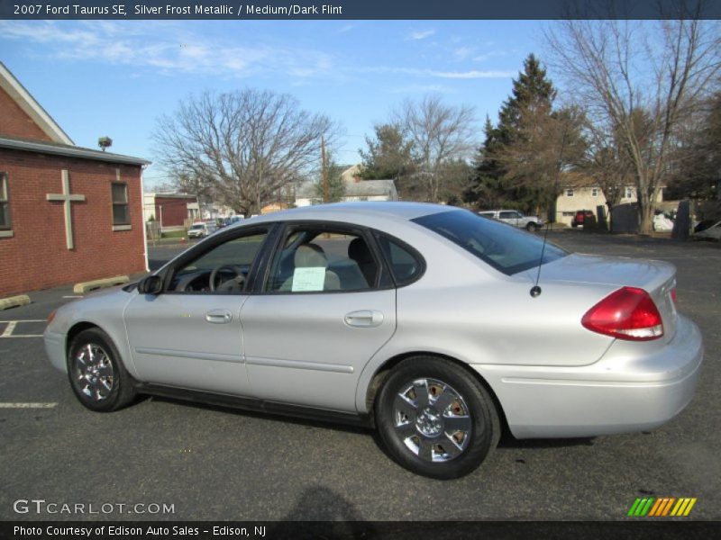 Silver Frost Metallic / Medium/Dark Flint 2007 Ford Taurus SE