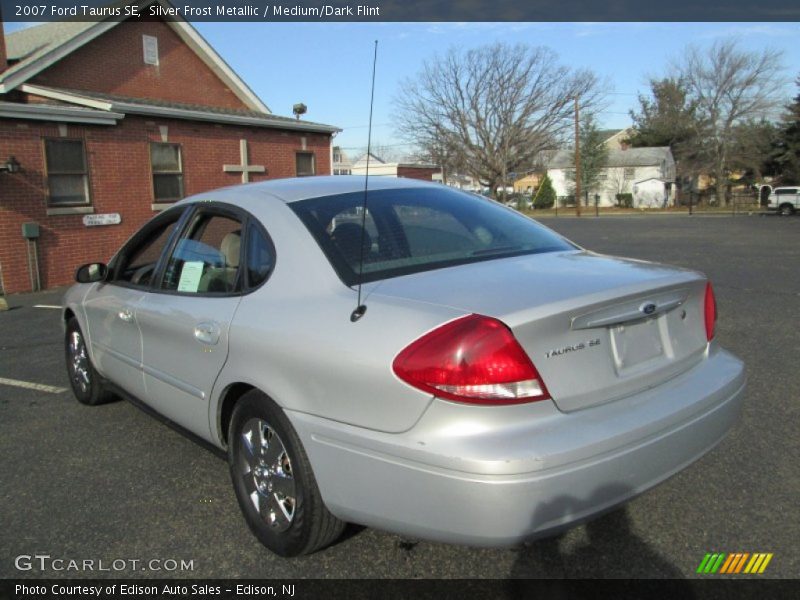 Silver Frost Metallic / Medium/Dark Flint 2007 Ford Taurus SE