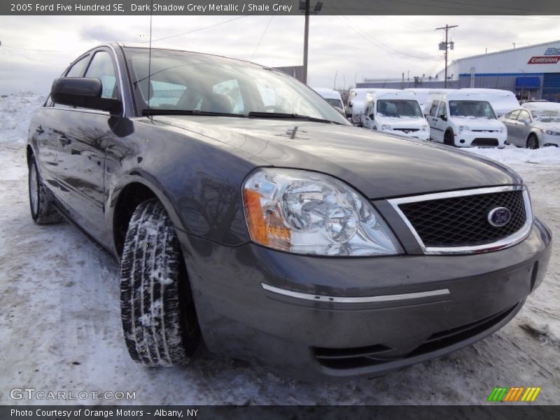 Dark Shadow Grey Metallic / Shale Grey 2005 Ford Five Hundred SE