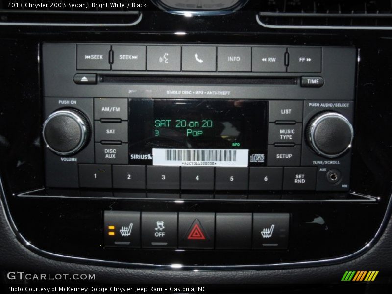 Audio System of 2013 200 S Sedan