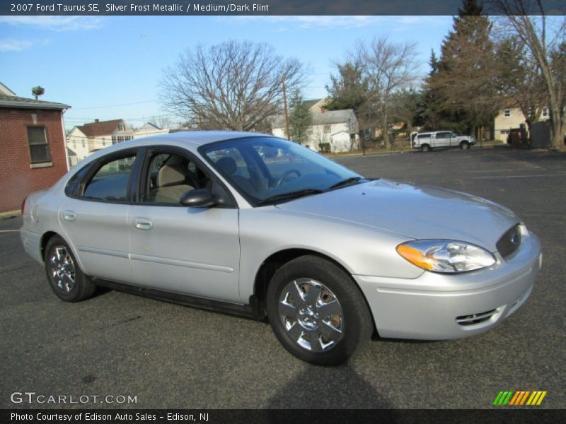 Silver Frost Metallic / Medium/Dark Flint 2007 Ford Taurus SE