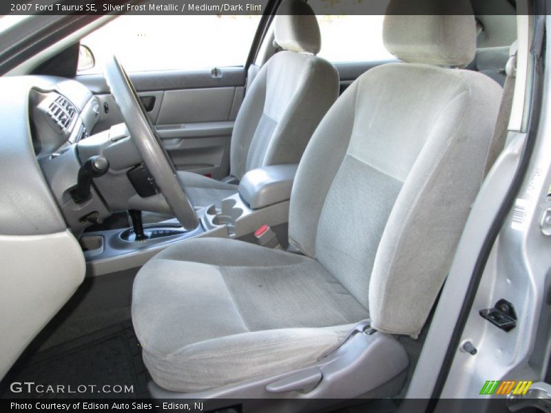 Silver Frost Metallic / Medium/Dark Flint 2007 Ford Taurus SE