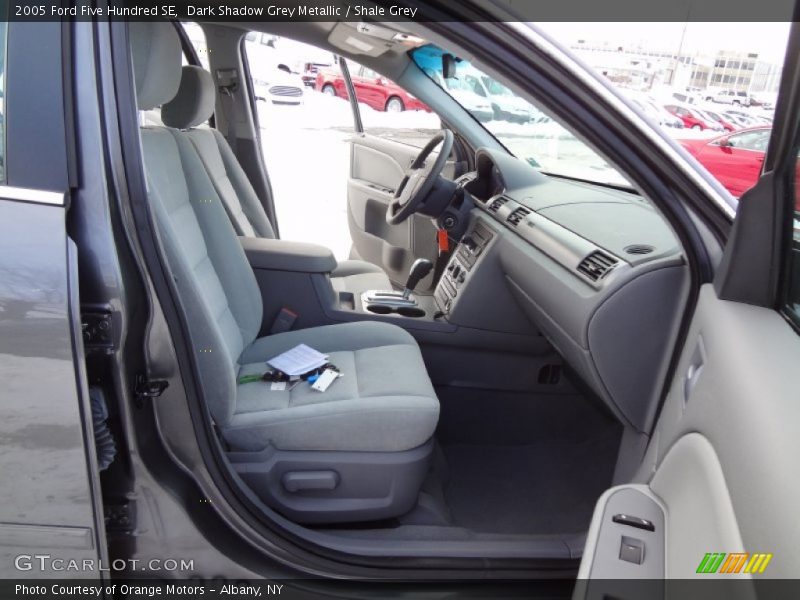 Dark Shadow Grey Metallic / Shale Grey 2005 Ford Five Hundred SE