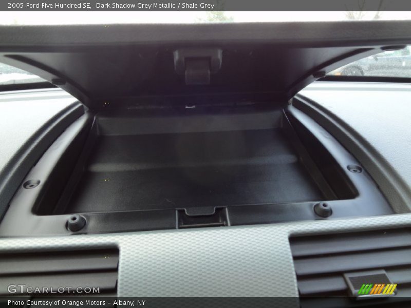 Dark Shadow Grey Metallic / Shale Grey 2005 Ford Five Hundred SE