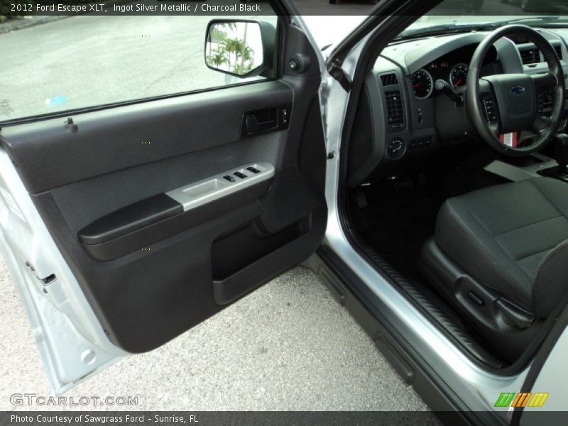 Ingot Silver Metallic / Charcoal Black 2012 Ford Escape XLT