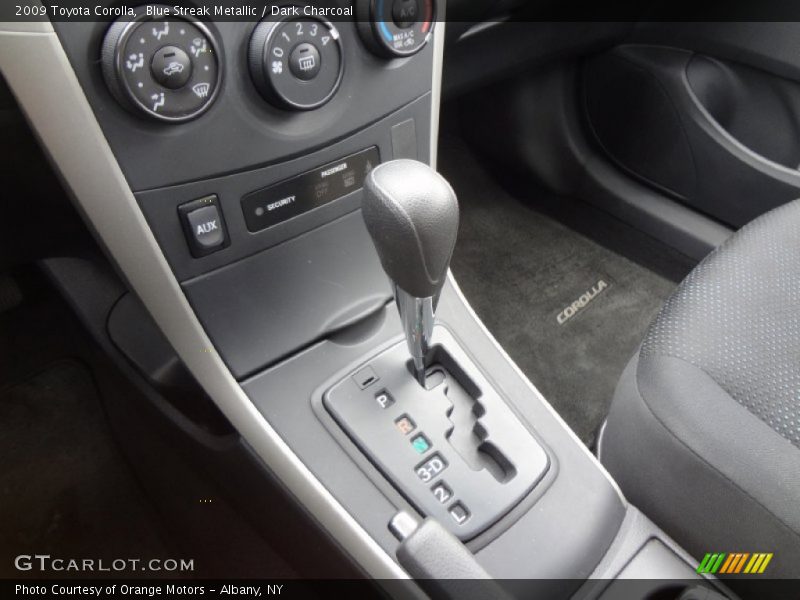 Blue Streak Metallic / Dark Charcoal 2009 Toyota Corolla