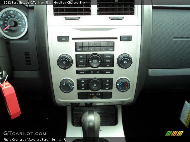 Ingot Silver Metallic / Charcoal Black 2012 Ford Escape XLT