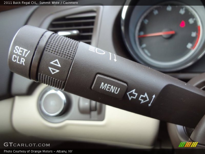 Summit White / Cashmere 2011 Buick Regal CXL
