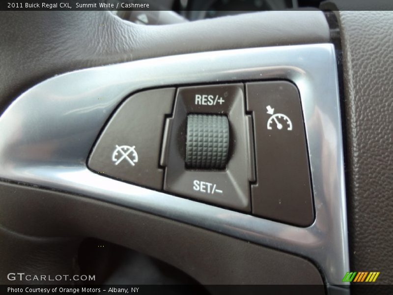 Summit White / Cashmere 2011 Buick Regal CXL