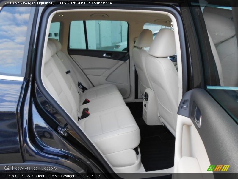 Deep Black Metallic / Sandstone 2010 Volkswagen Tiguan SE