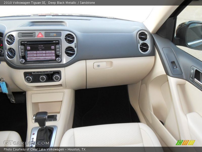 Deep Black Metallic / Sandstone 2010 Volkswagen Tiguan SE