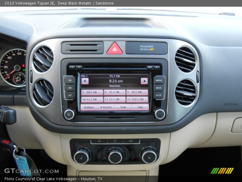 Deep Black Metallic / Sandstone 2010 Volkswagen Tiguan SE