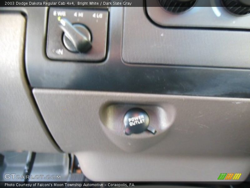 Bright White / Dark Slate Gray 2003 Dodge Dakota Regular Cab 4x4