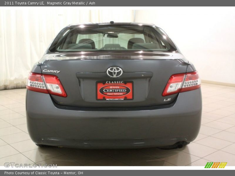 Magnetic Gray Metallic / Ash 2011 Toyota Camry LE