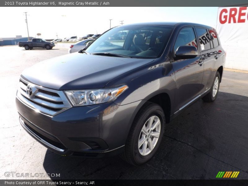 Magnetic Gray Metallic / Ash 2013 Toyota Highlander V6