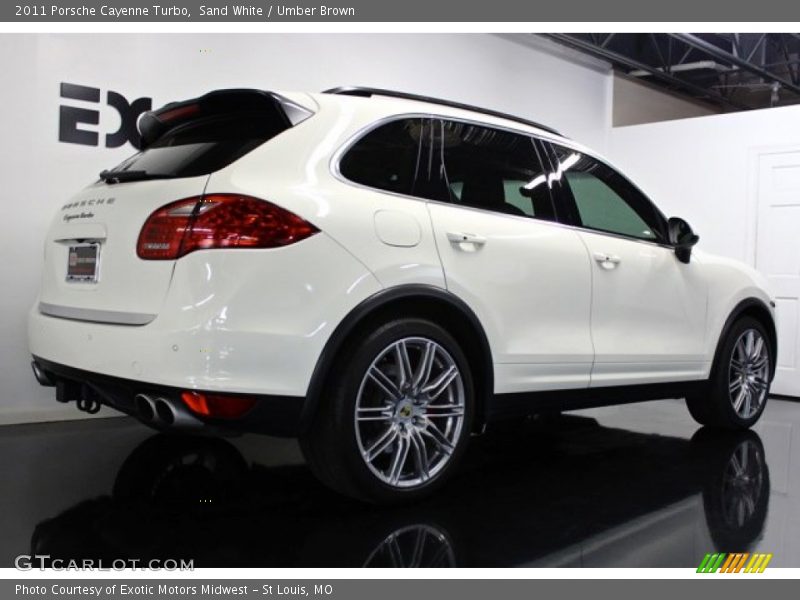Sand White / Umber Brown 2011 Porsche Cayenne Turbo