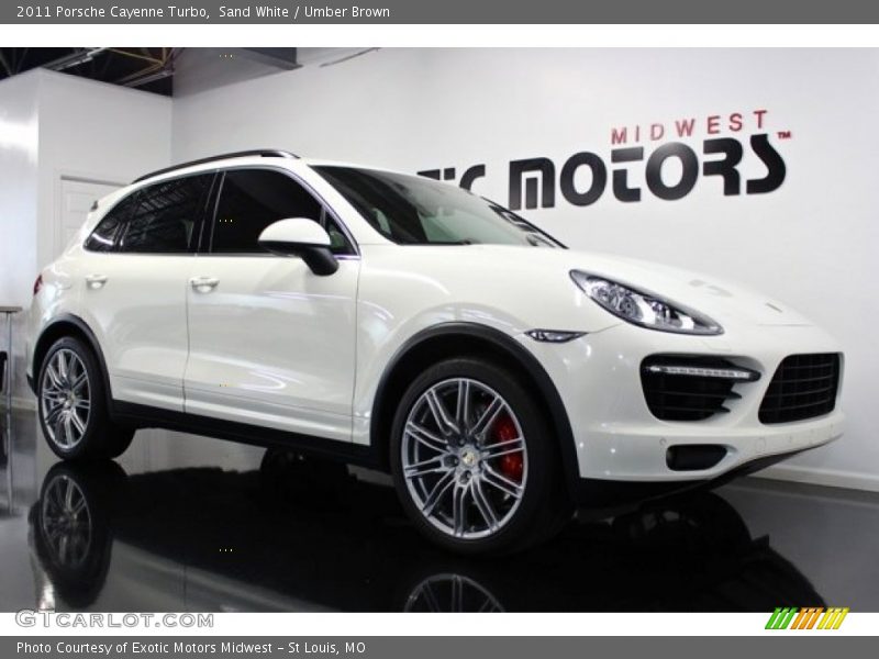 Sand White / Umber Brown 2011 Porsche Cayenne Turbo