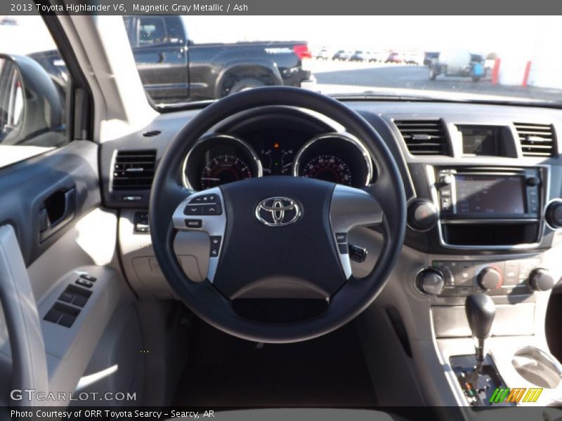 Magnetic Gray Metallic / Ash 2013 Toyota Highlander V6