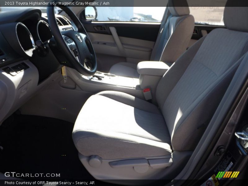Magnetic Gray Metallic / Ash 2013 Toyota Highlander V6