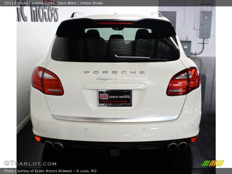 Sand White / Umber Brown 2011 Porsche Cayenne Turbo