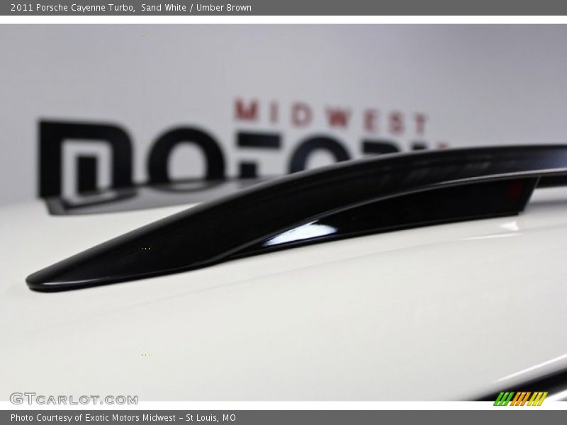 Sand White / Umber Brown 2011 Porsche Cayenne Turbo