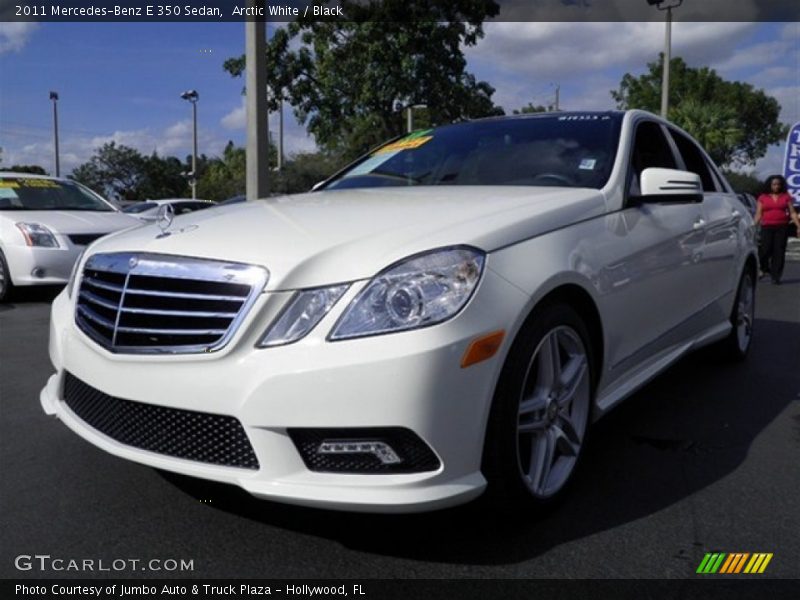Arctic White / Black 2011 Mercedes-Benz E 350 Sedan