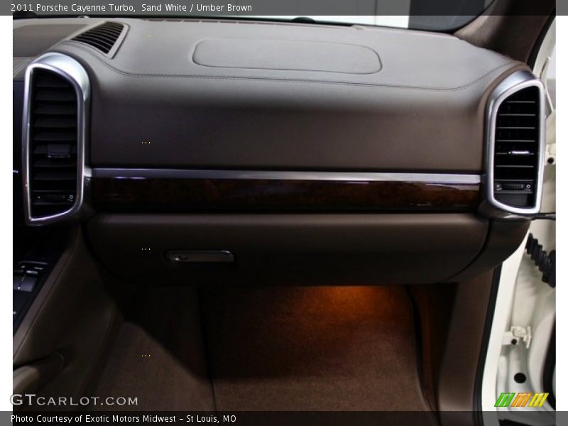 Sand White / Umber Brown 2011 Porsche Cayenne Turbo