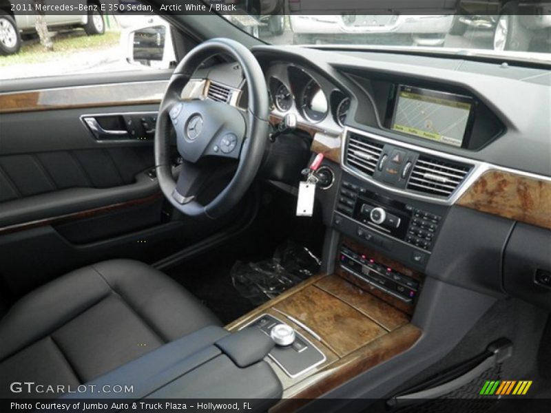 Arctic White / Black 2011 Mercedes-Benz E 350 Sedan