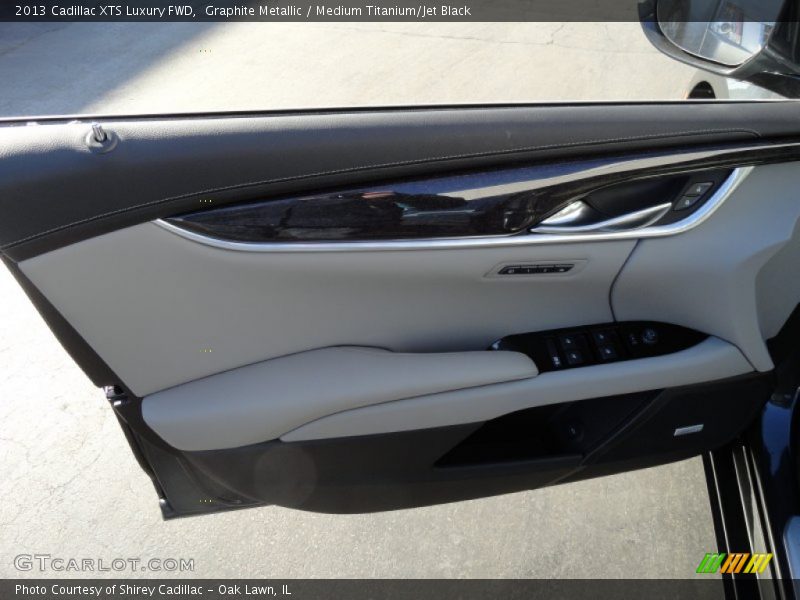 Graphite Metallic / Medium Titanium/Jet Black 2013 Cadillac XTS Luxury FWD