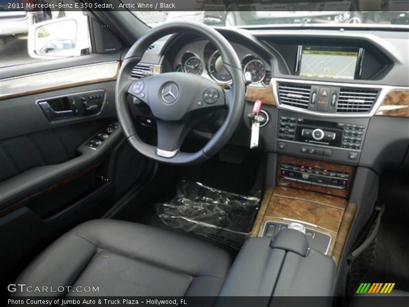 Arctic White / Black 2011 Mercedes-Benz E 350 Sedan